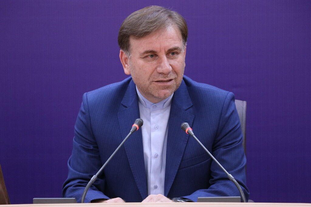استاندار گیلان بر استفاده بیشتر از ظرفیت های ملی درجهت توسعه استان تاکید کرد.