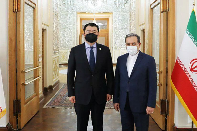 دیپلمات‌های کره جنوبی دست خالی ایران را ترک کردند.
