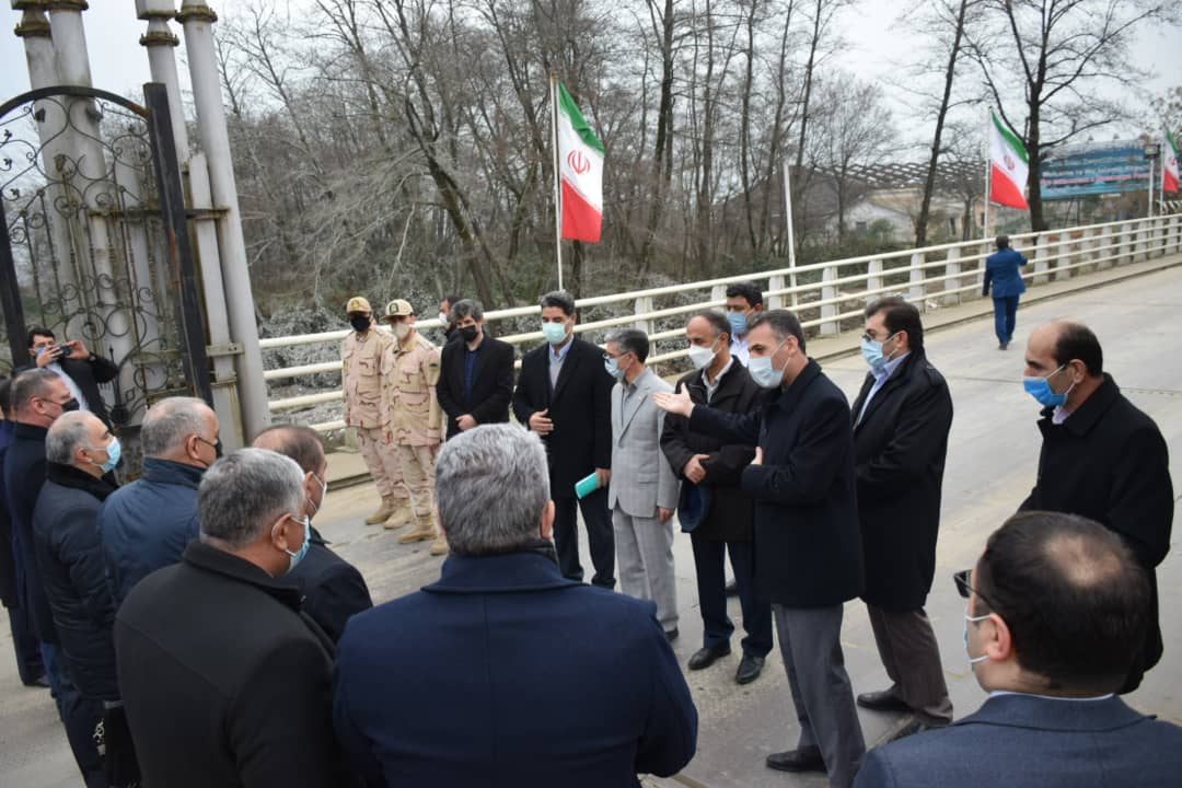 گمرک ایران و جمهوری‌آذربایجان بر تسهیل تردد کامیون‌ها از آستارا توافق کردند.