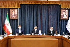 در نشستی روند اجرای طرح های عمرانی گیلان مورد بررسی قرار گرفت.